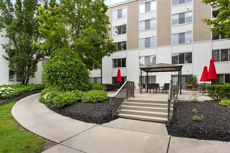 Independence Village of Plymouth