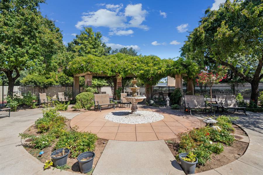 Cogir of Stock Ranch Senior Living