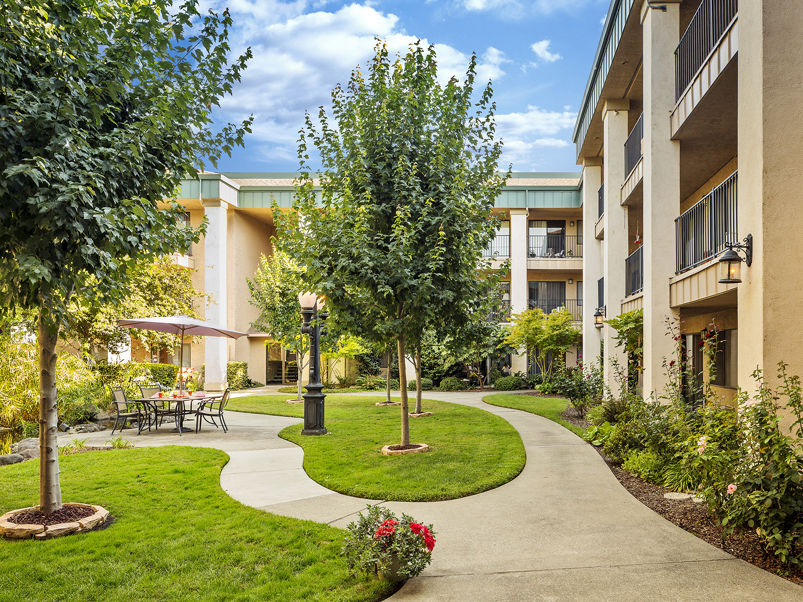 Atria Carmichael Oaks