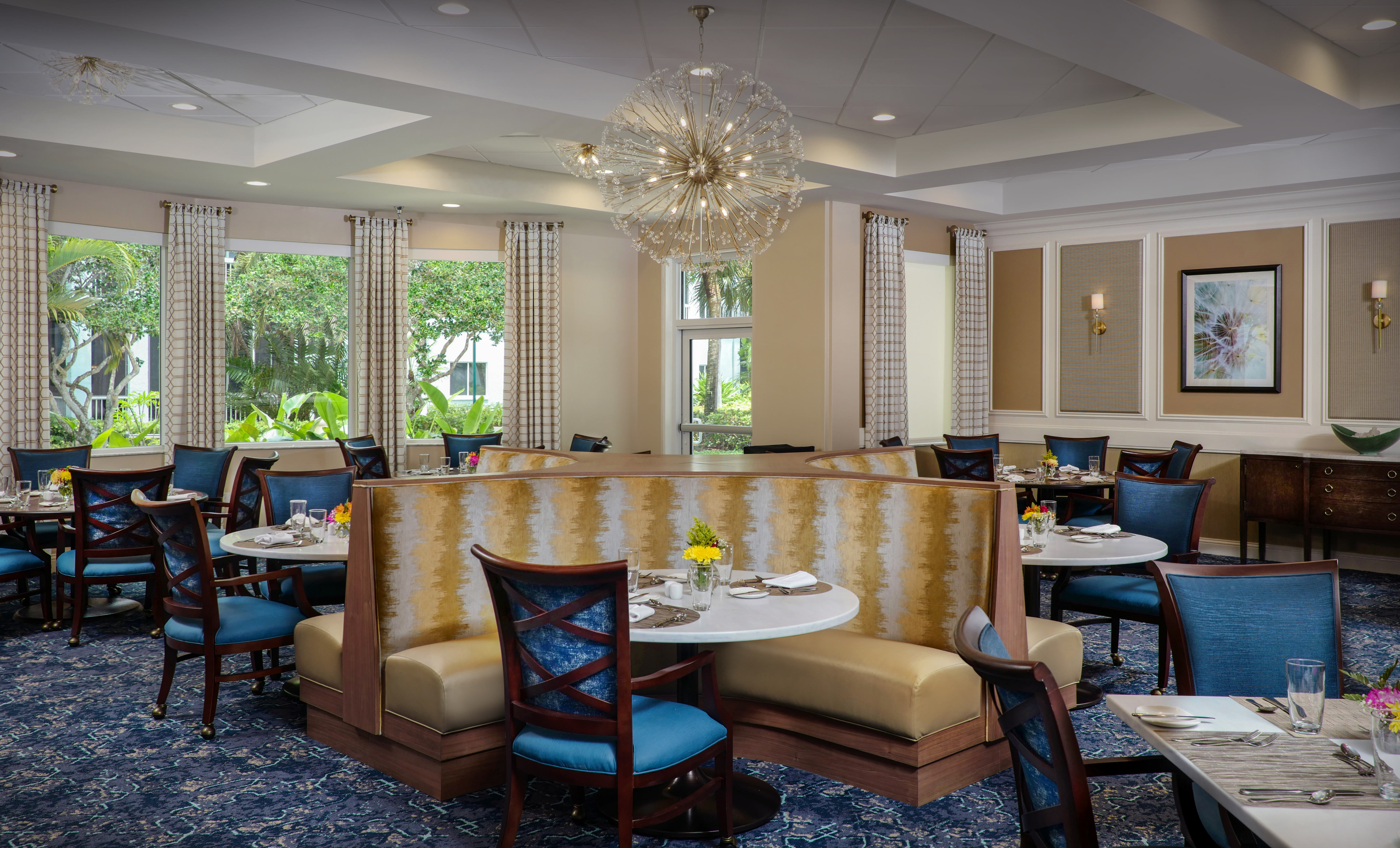 Vi at Lakeside Village 