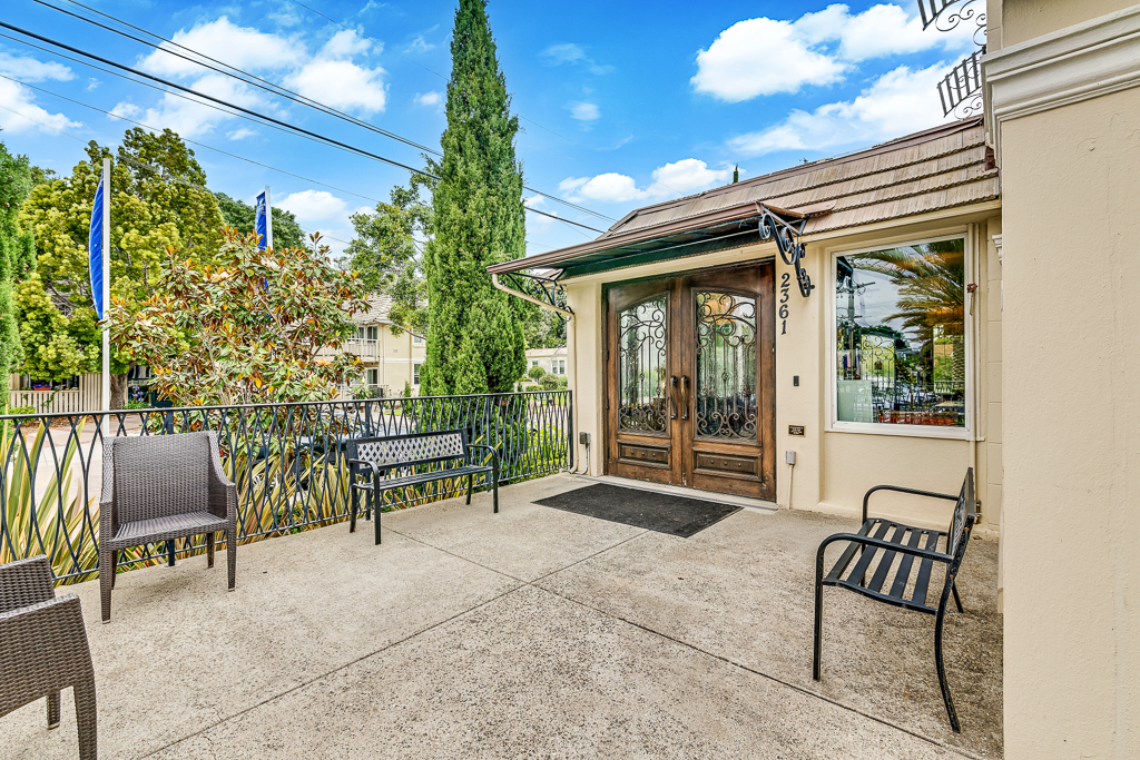 Oakland Heights Senior Living