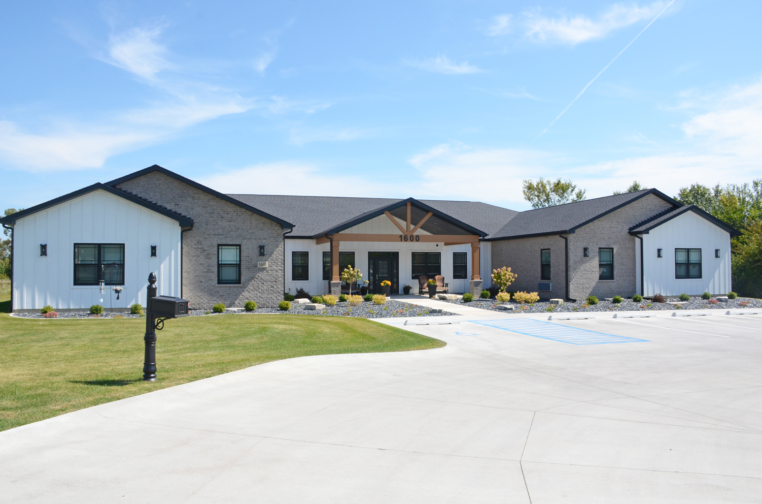 Two Hearts Homes for Seniors - Crown Point