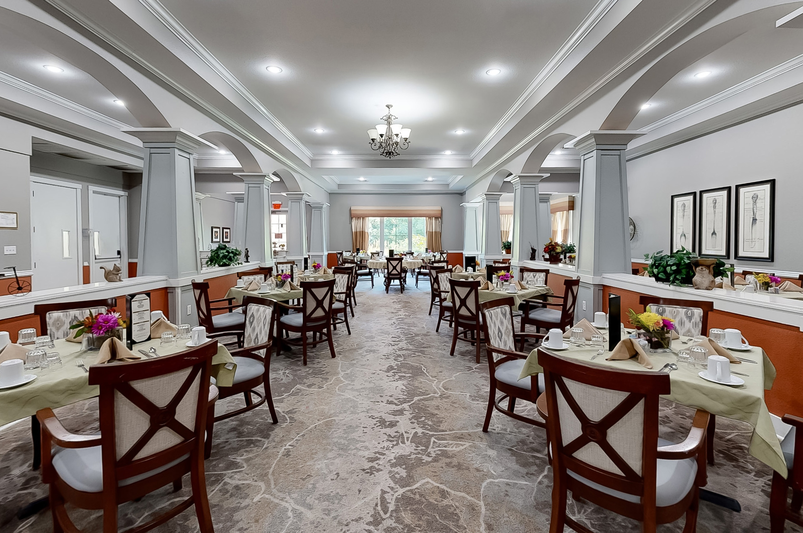 River Oaks Assisted Living & Memory Care 