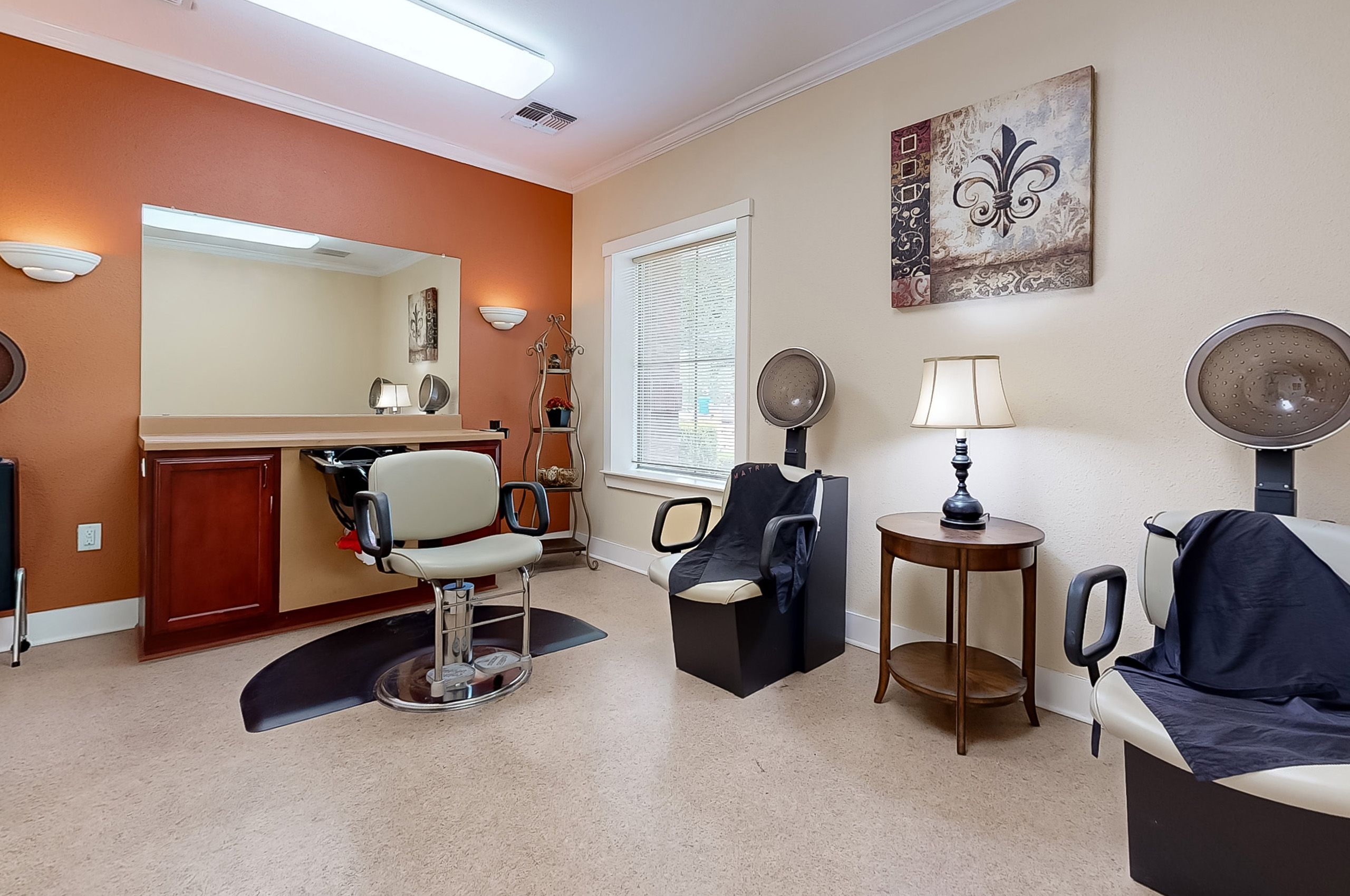 River Oaks Assisted Living & Memory Care 