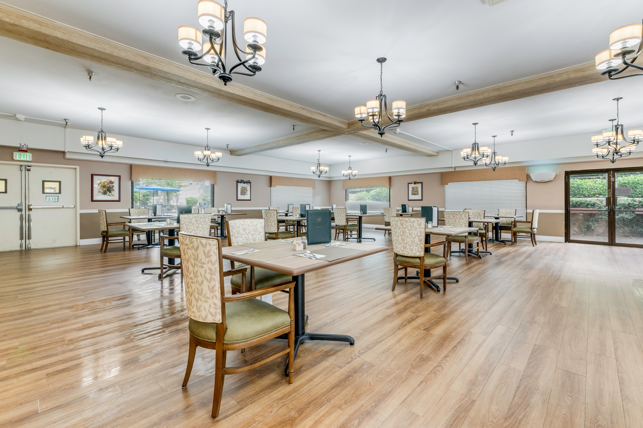 Chatsworth Commons Senior Living