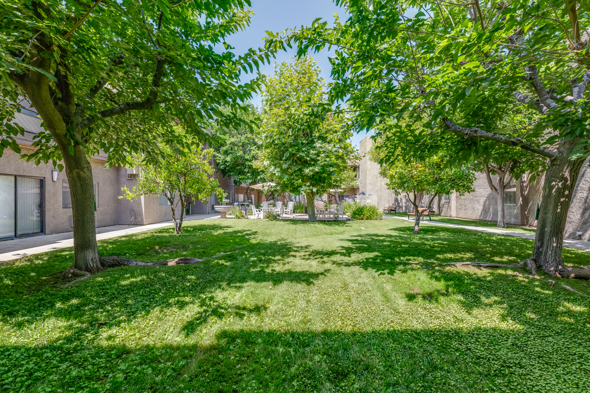 Chatsworth Commons Senior Living
