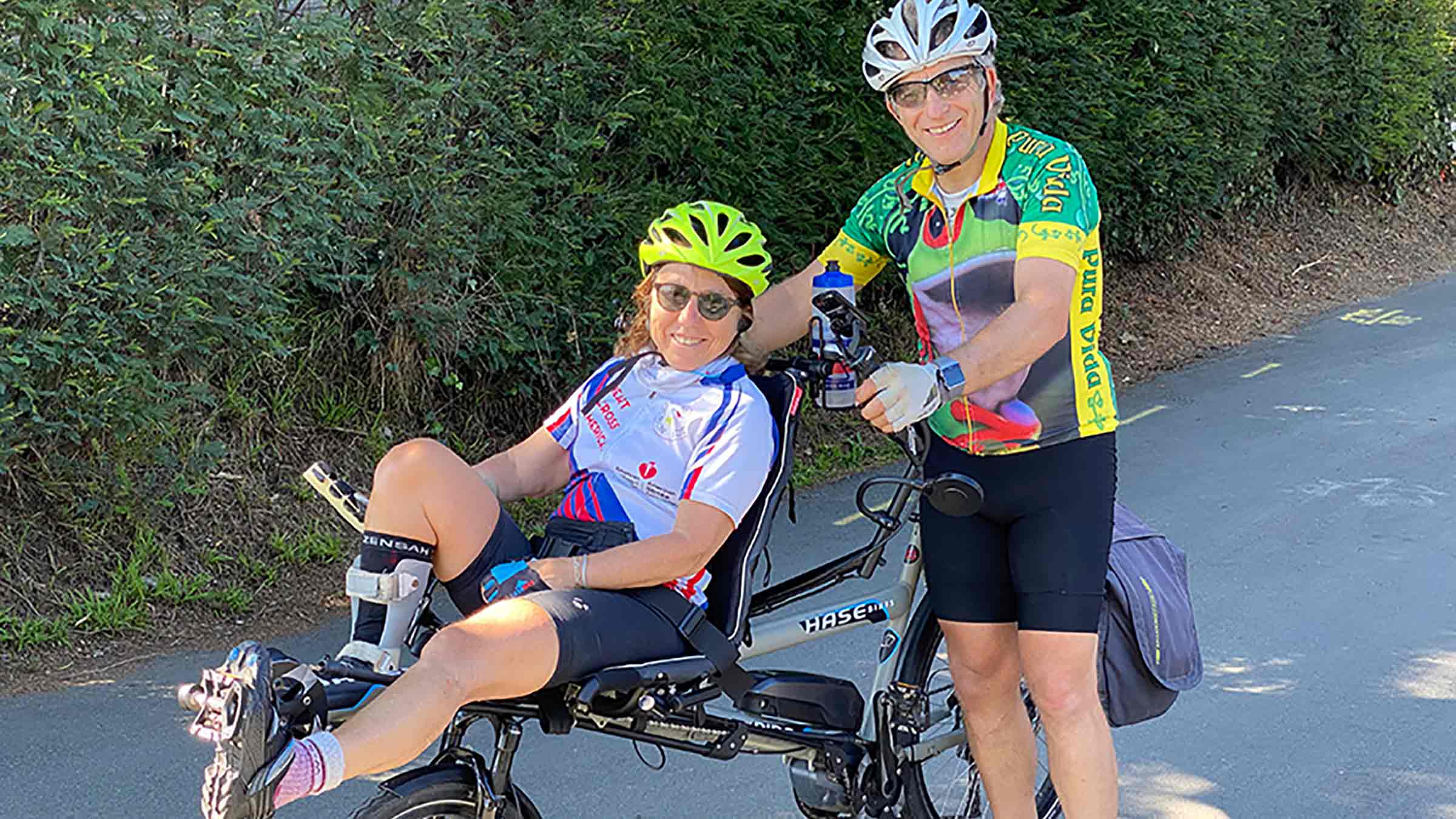 900px-Deb-Steve-w-Tandem-in-Marin-2400x1350-1