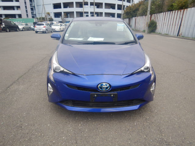 TOYOTA PRIUS Image