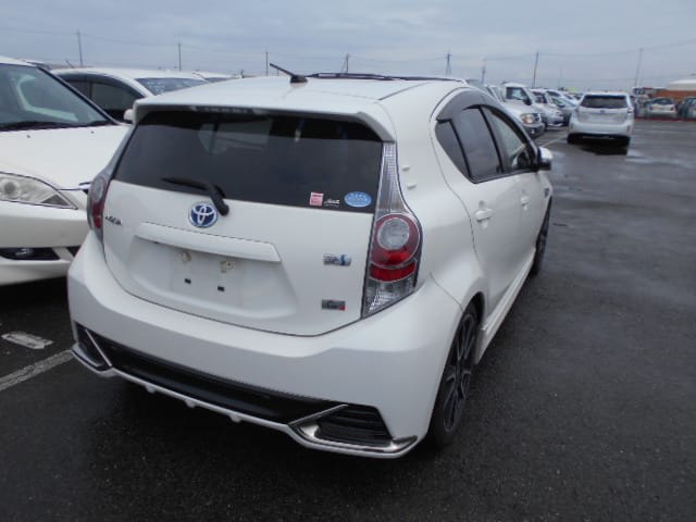 Toyota aqua gs