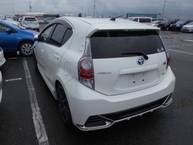 Аква тойота gs
