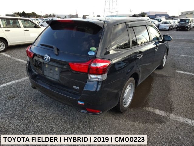 TOYOTA COROLLA FIELDER 2019 X HYBRID BLACK