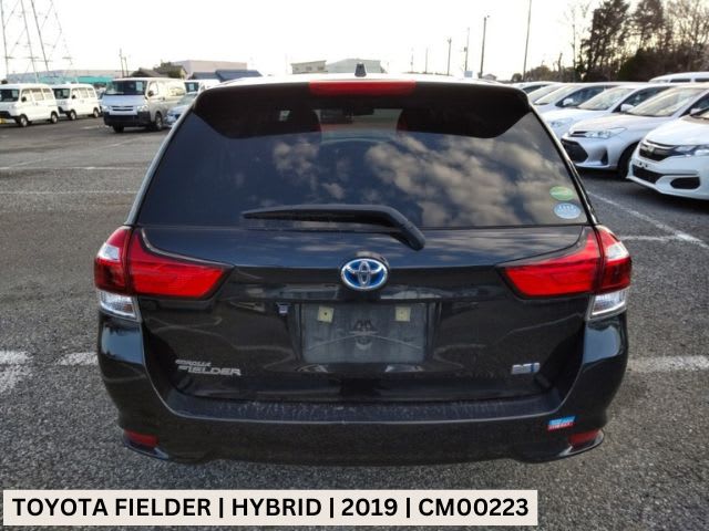 TOYOTA COROLLA FIELDER 2019 X HYBRID BLACK