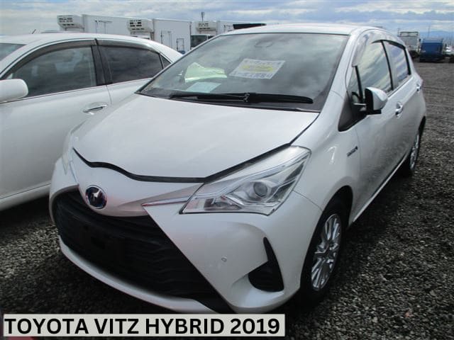 TOYOTA VITZ Image