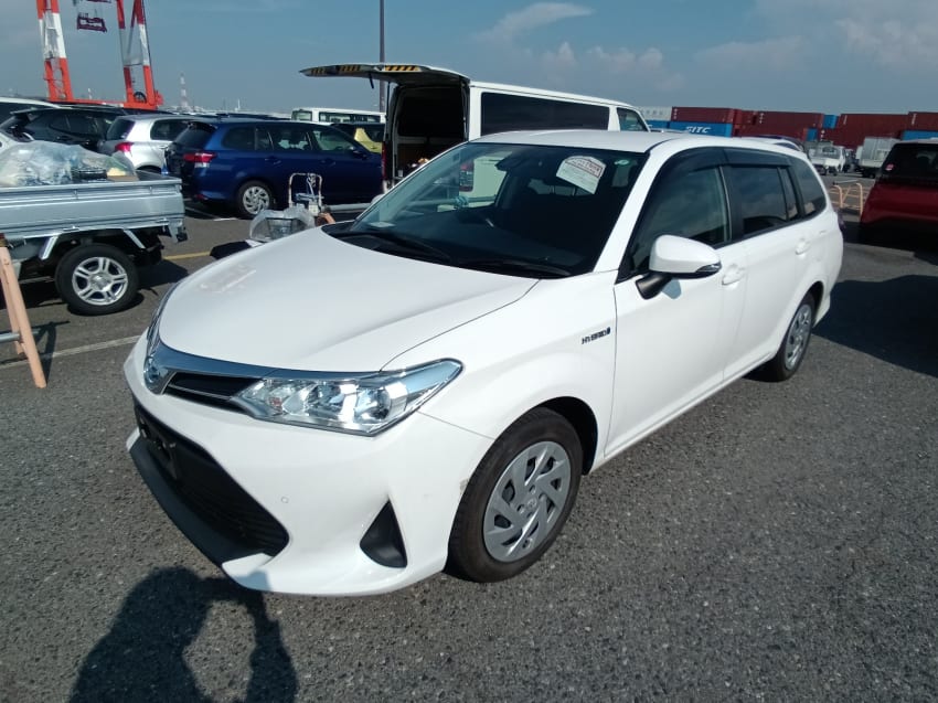 TOYOTA COROLLA FIELDER Image