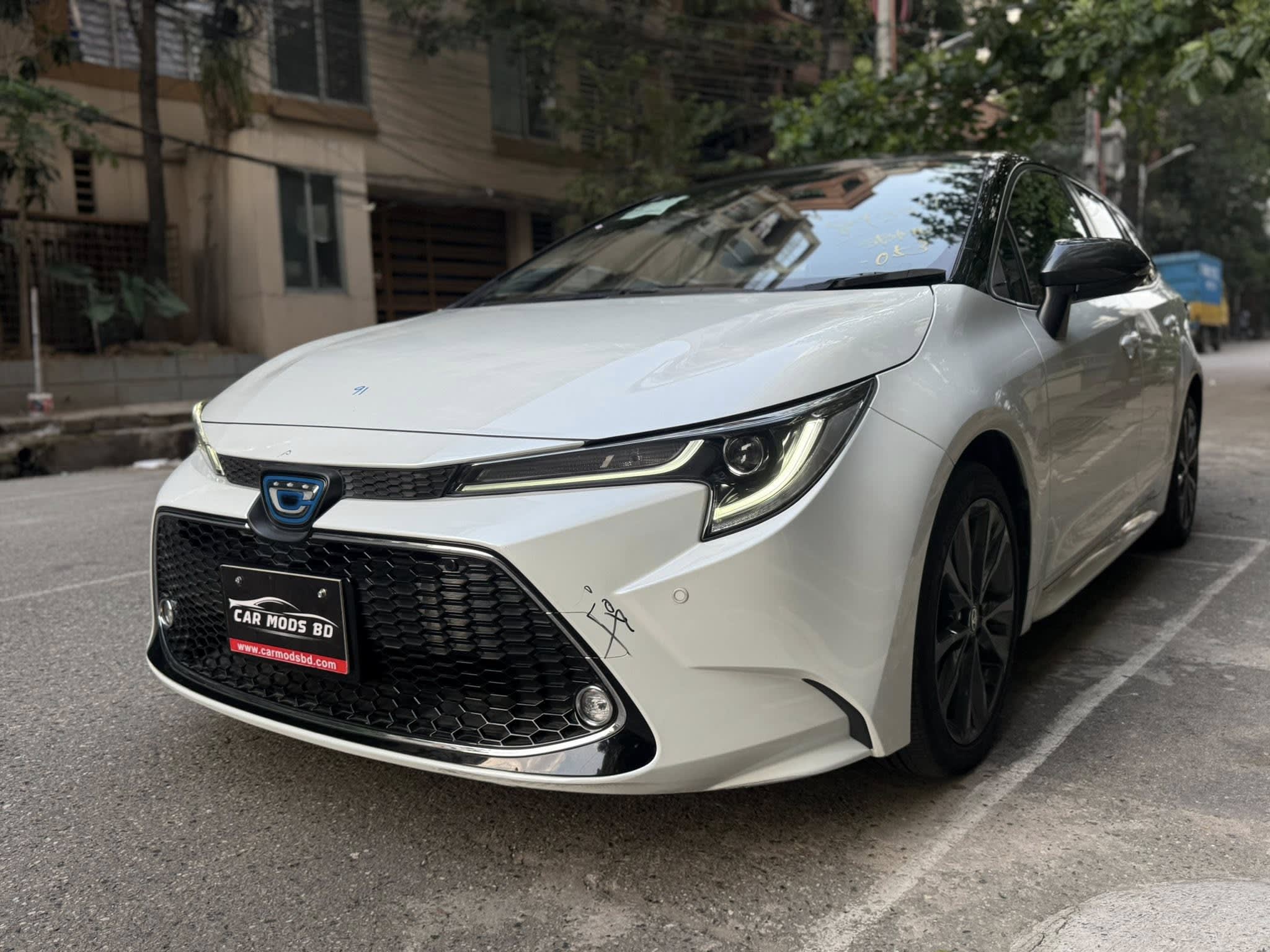 TOYOTA COROLLA TOURING WXB 2021