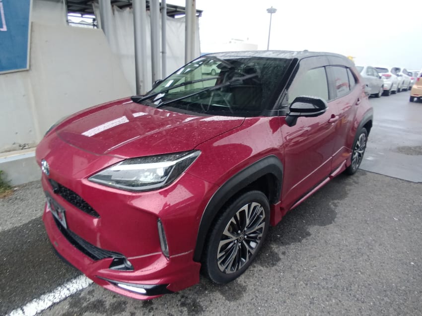 YARIS CROSS
