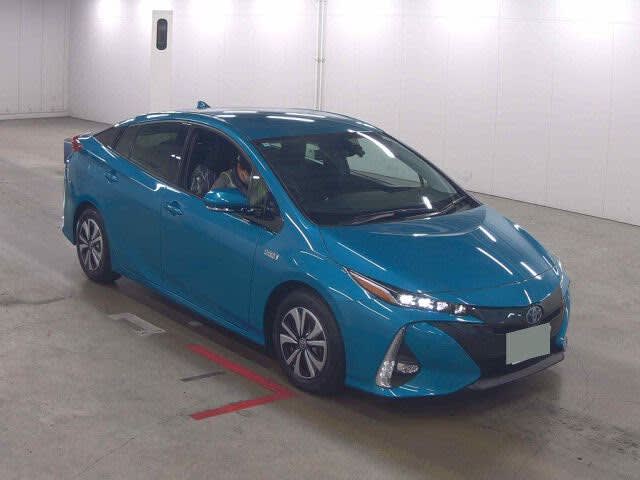 PRIUS PHV