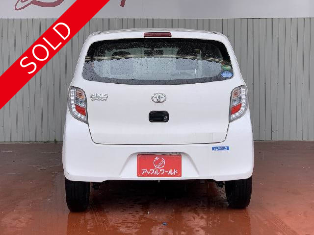 TOYOTA PIXIS EPOCH 2015 D WHITE