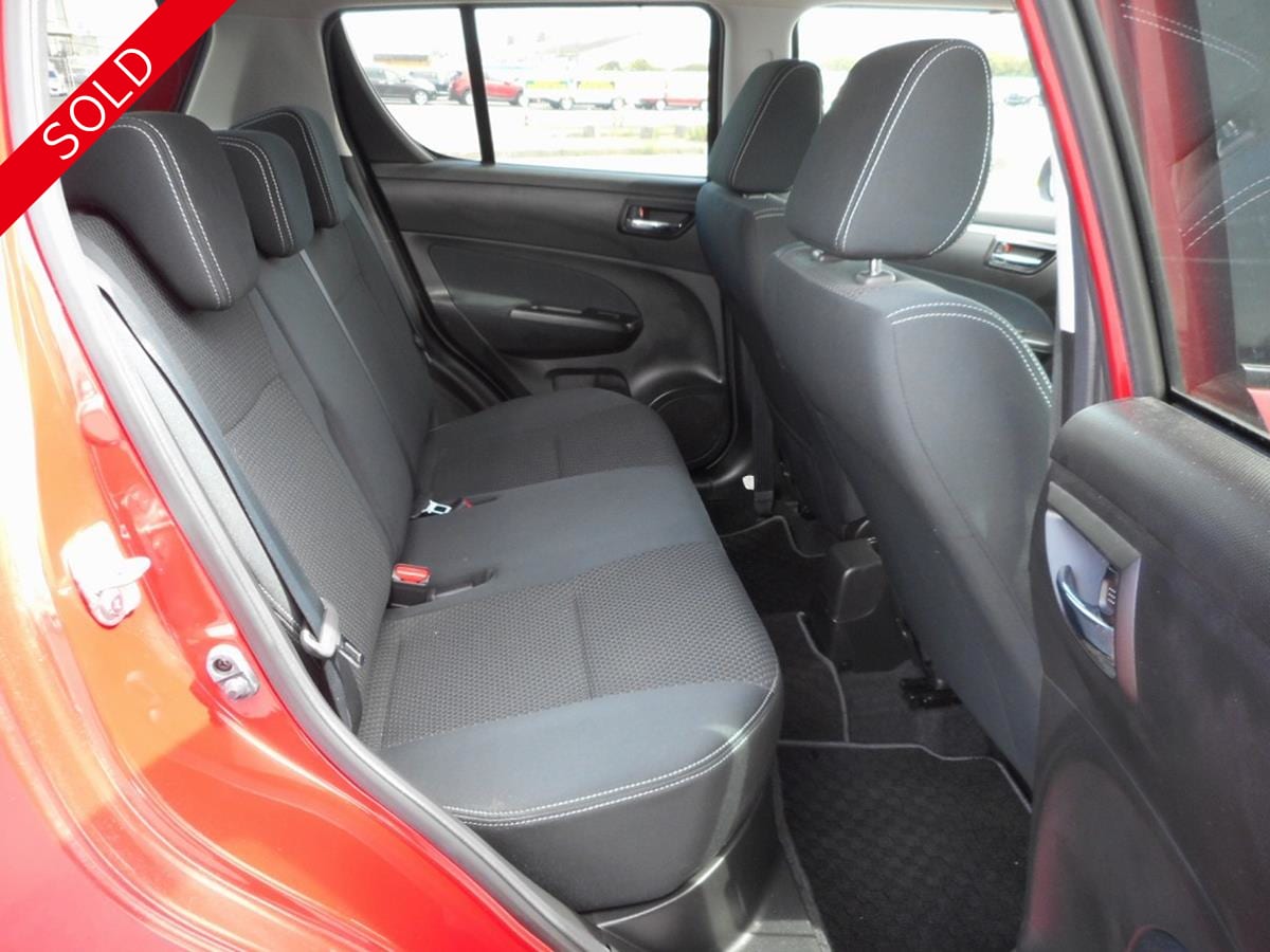 SUZUKI SWIFT 2014 RS RED