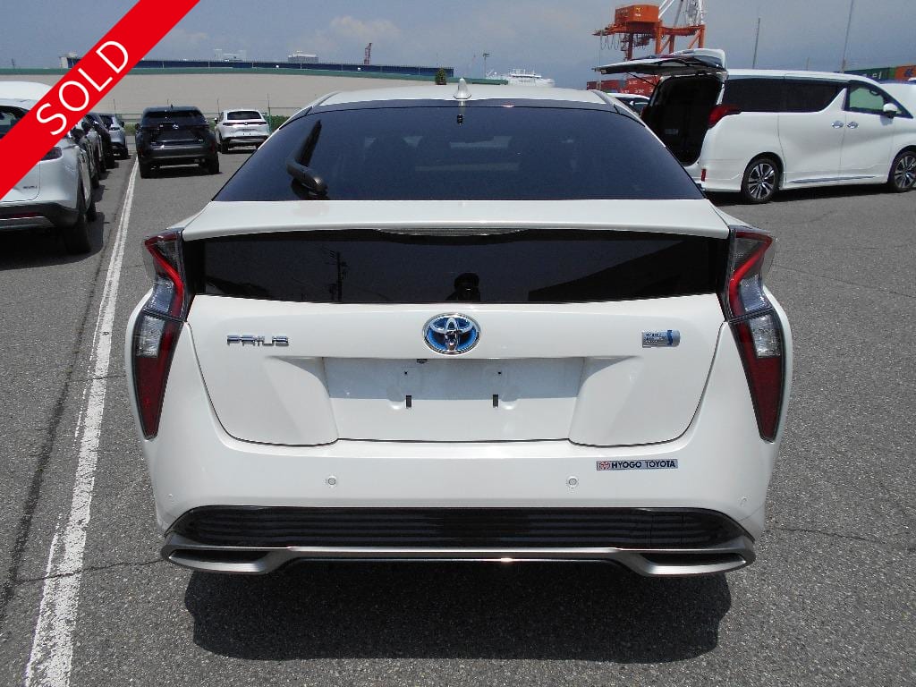 TOYOTA PRIUS 2018 A TOURING SELECTION PEARL