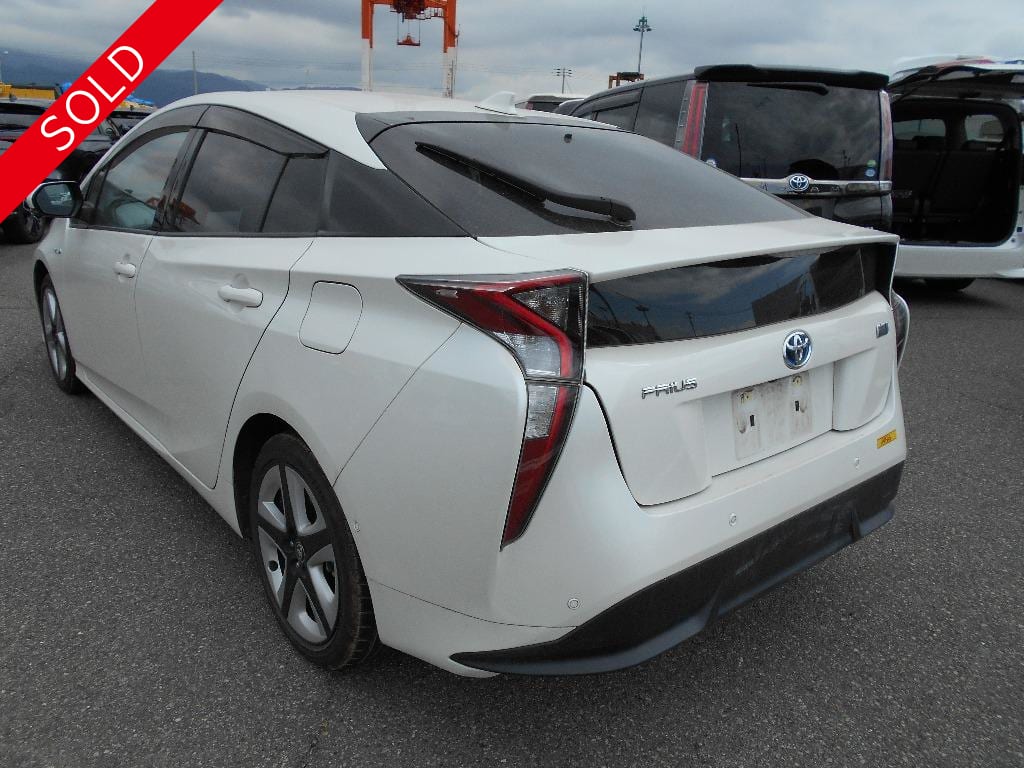 TOYOTA PRIUS 2018 A PREMIUM TOURING SELECTION PEARL