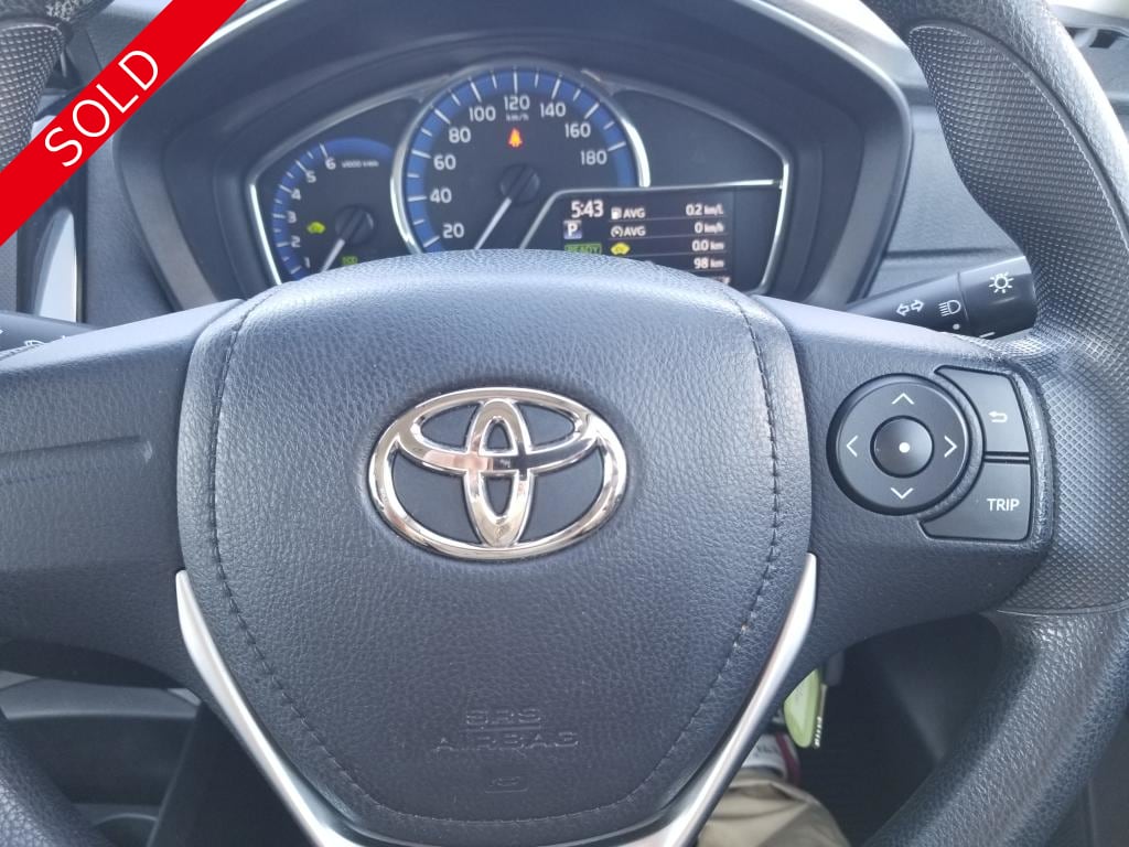 TOYOTA COROLLA AXIO 2019 X WHITE