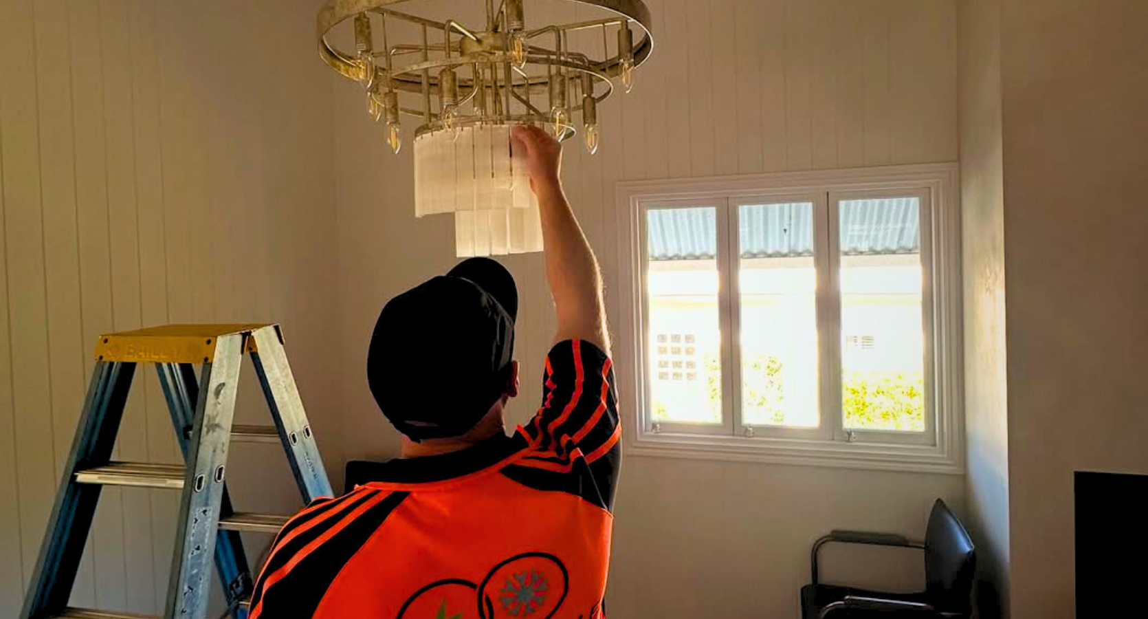 Lights Flicker After a Storm? (Loose Neutral & Surge Damage Signs in Brisbane Homes)