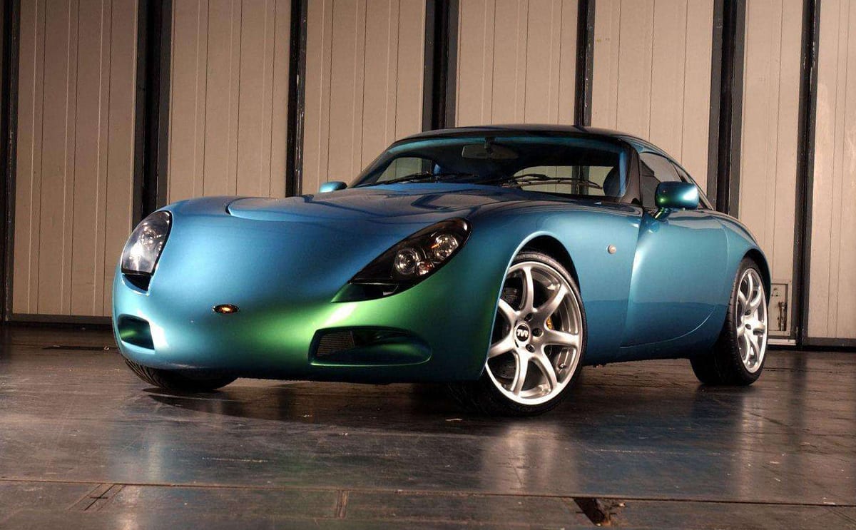 A drive through paint design pearlescent paint CarsGuide OverSteer