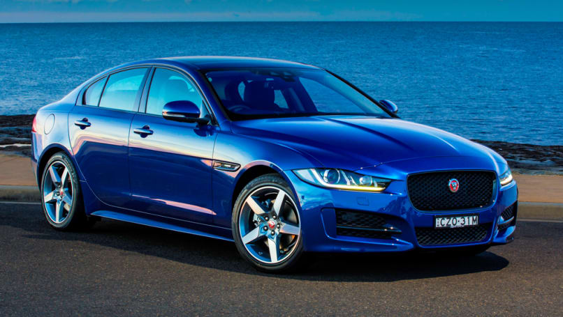 Jaguar Xe Xf F Pace 2017 Score New Ingenium Petrol Engine Car