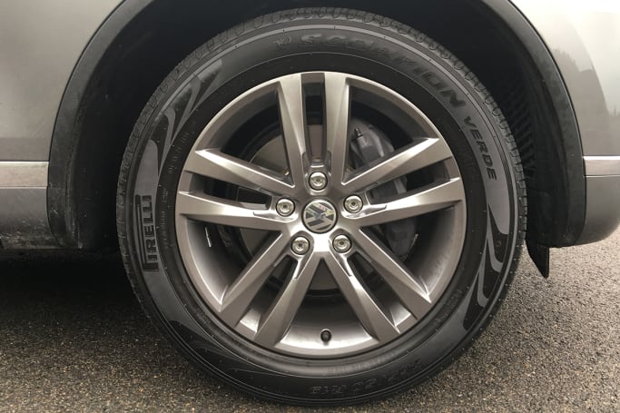 Volkswagen Touareg Adventure 2017 Review Carsguide