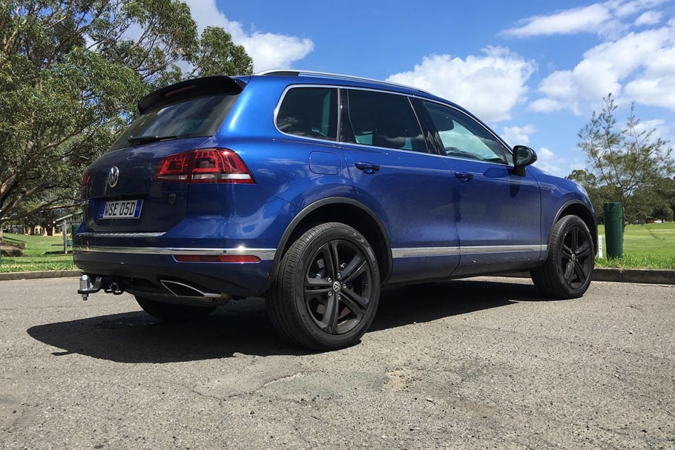 Volkswagen Touareg Wolfsburg Edition 2017 review | CarsGuide