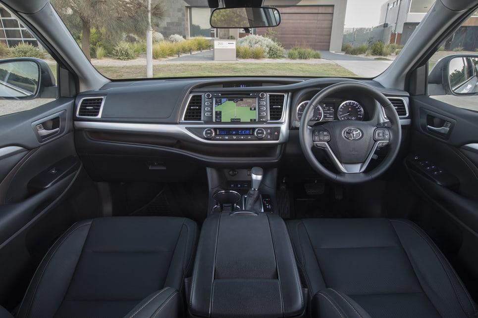 Toyota Kluger Gx 2018 Review Snapshot Carsguide