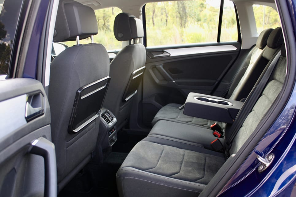 Volkswagen Tiguan 2018 Review 132tsi Adventure Carsguide The Tiguan Has A Fold Down Armrest With Cupholders Bottle Holders In All Four Doors Image Credit Matt Campbell