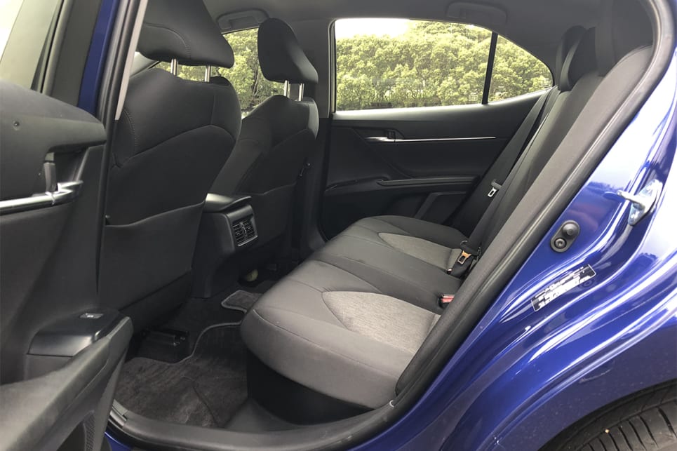Toyota Camry Hybrid 2018 review: Ascent Sport | CarsGuide