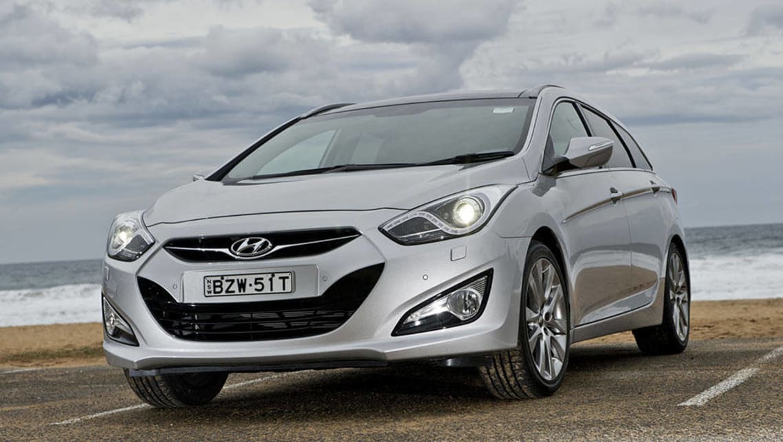 [Imagen: Hyundai-i40-2011-silver.jpg]