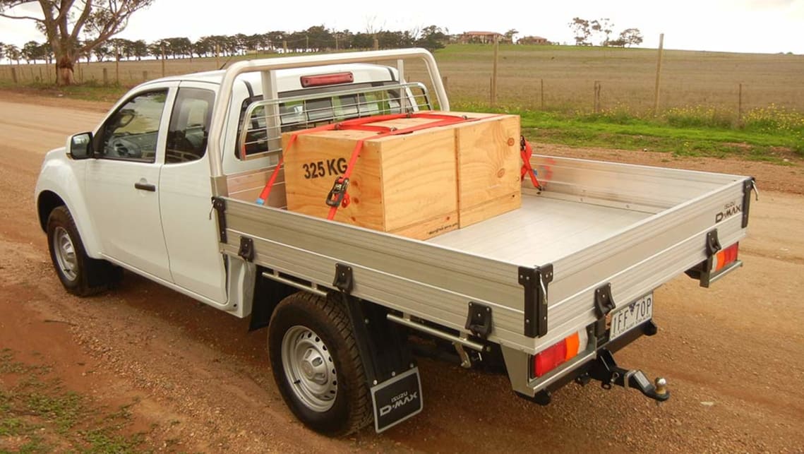 Isuzu D Max Sx Space Cab Chassis 4x4 2016 Review Carsguide