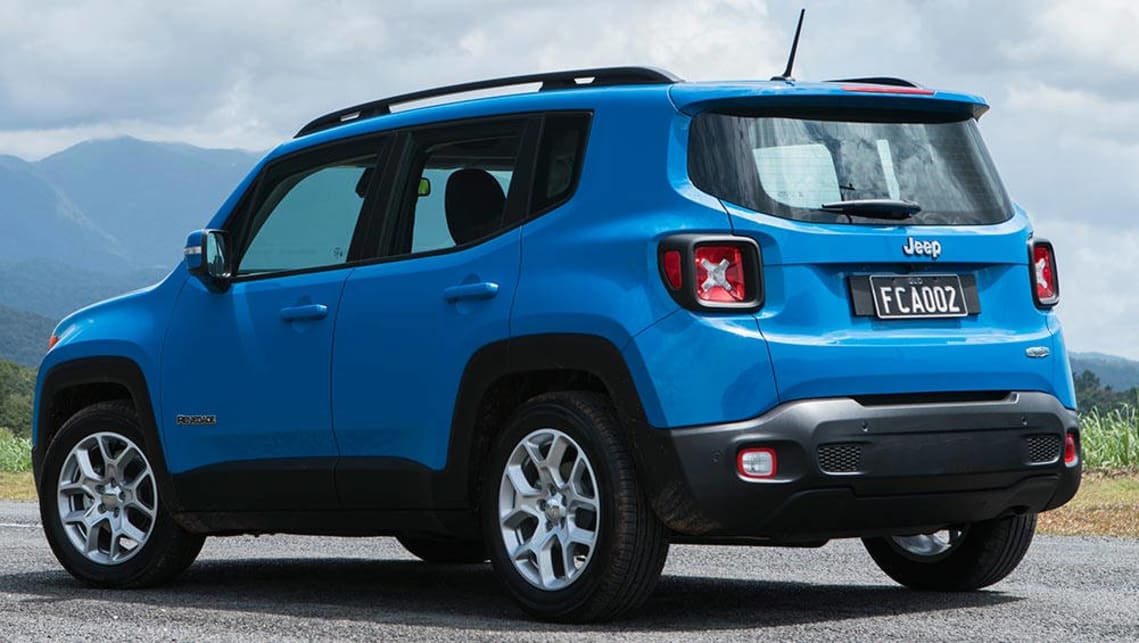 2015 Jeep Renegade Longitude review | road test | CarsGuide