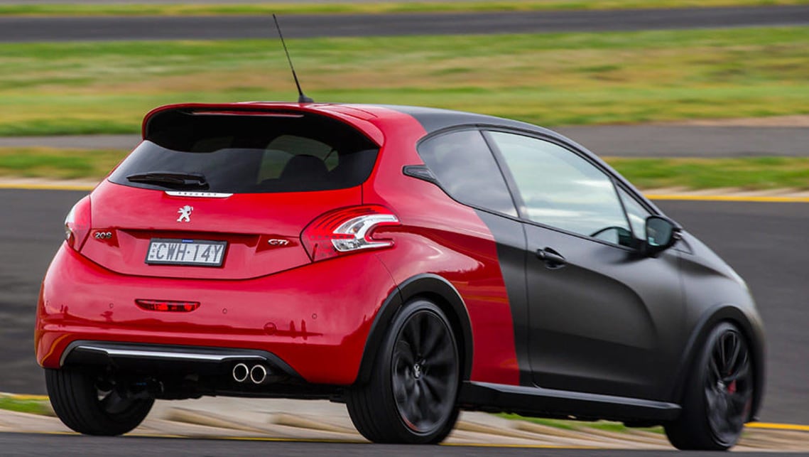 2015 Peugeot 208 GTi 30th Anniversary Edition