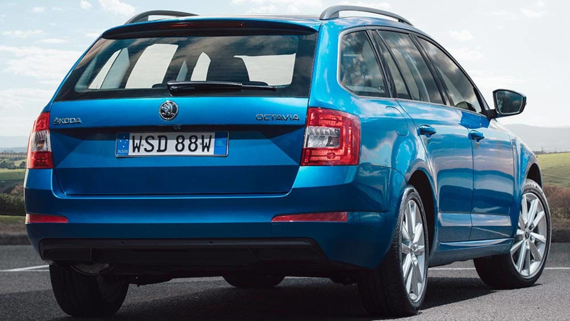 Skoda Octavia Ambition 110tsi Wagon 2016 Review Snapshot Carsguide