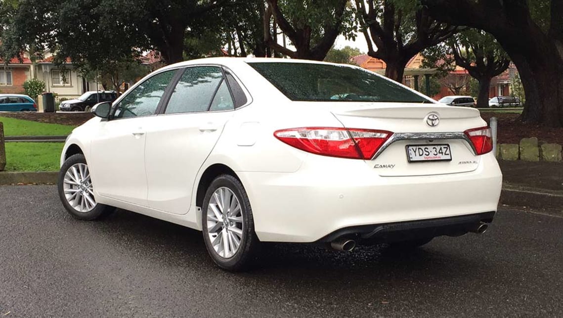 Toyota Camry Atara SL 2016 review road test CarsGuide