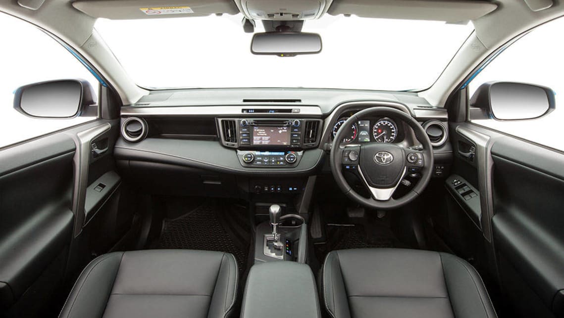 2016 Toyota RAV4 Cruiser review | road test | CarsGuide