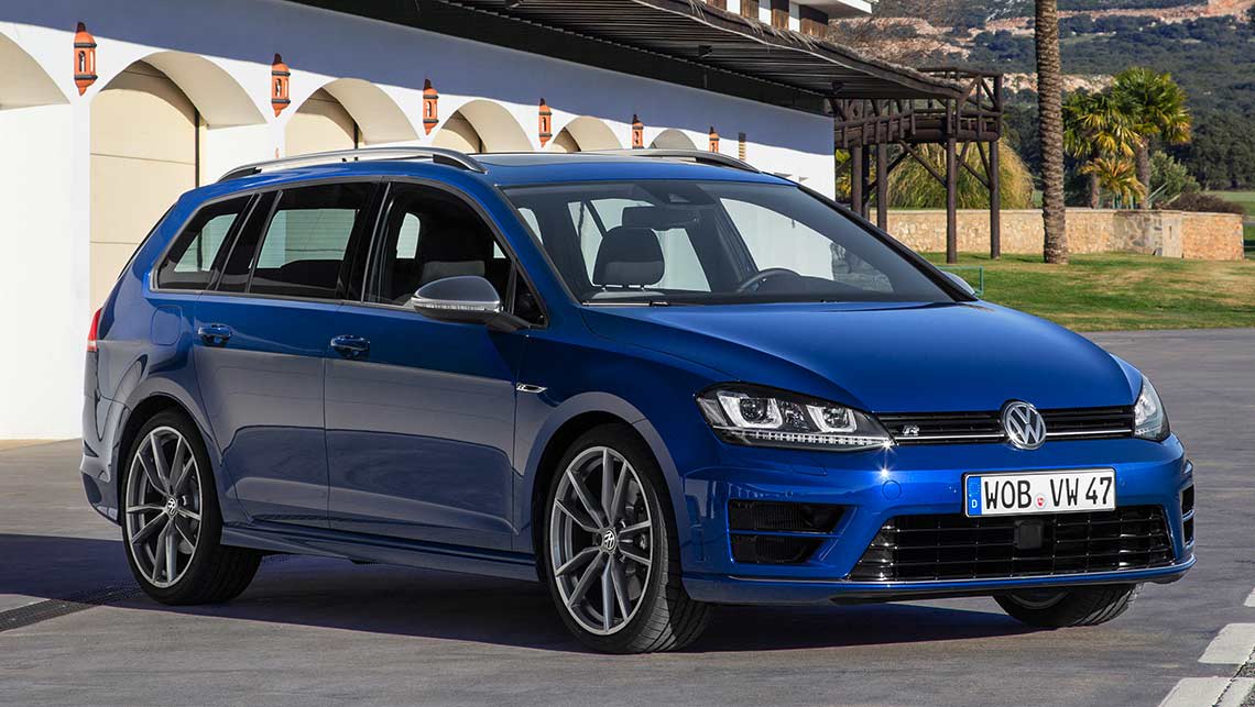 [Imagen: Volkswagen-Golf-R-wagon-2015-%283%29.jpg]