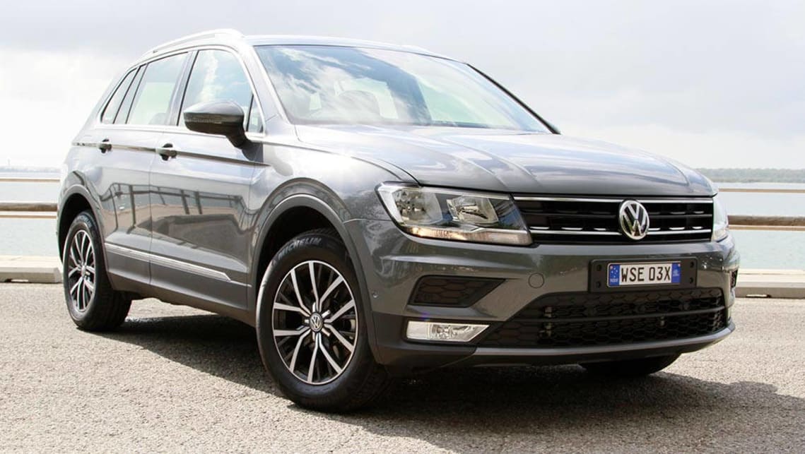 Volkswagen Tiguan 110TDI Comfortline 2017 silver suv %281%29