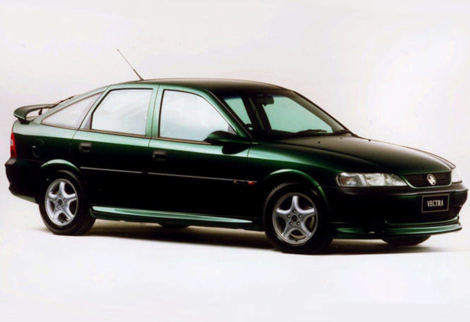 Used Holden Vectra Review 1997 1998 Carsguide