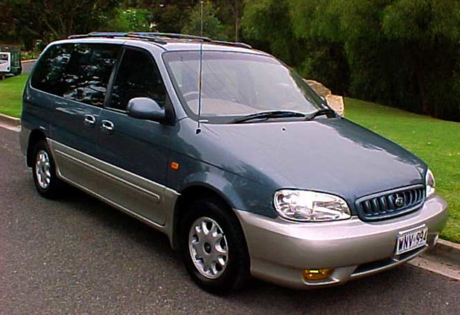 Used Kia Carnival Review 1999 2003 Carsguide