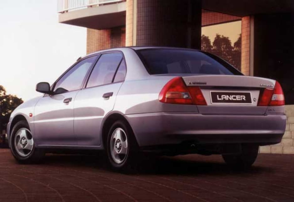 Mitsubishi lancer ce specs Mitsubishi lancer ce specs