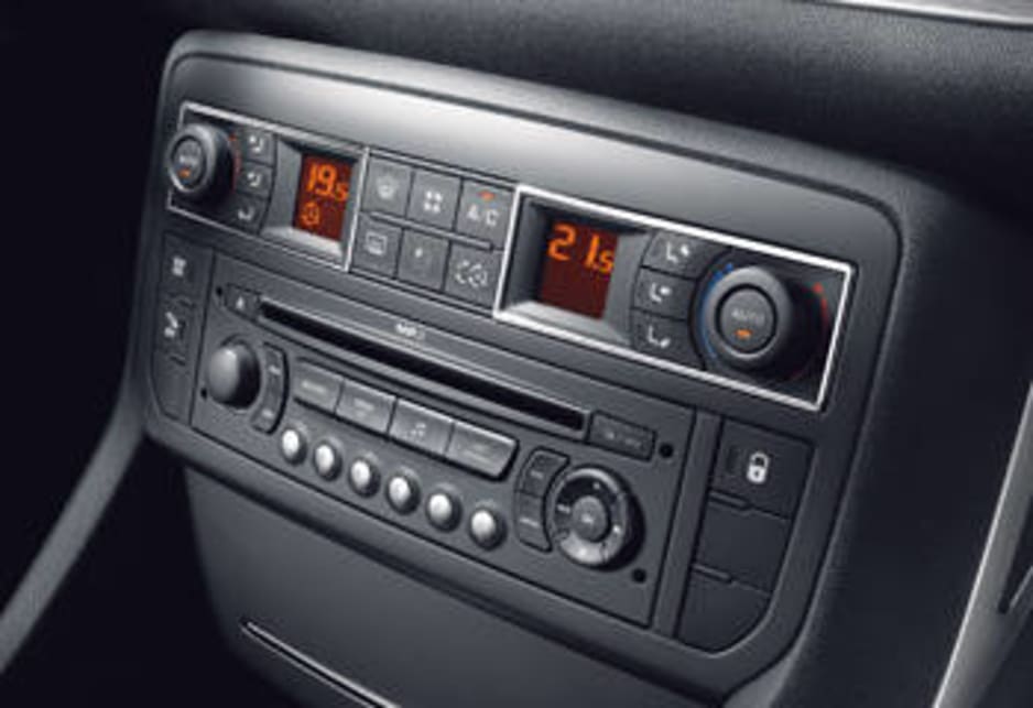 Citroen C5 Tourer 2 2 Hdi Exclusive 2008 Review Car Magazine
