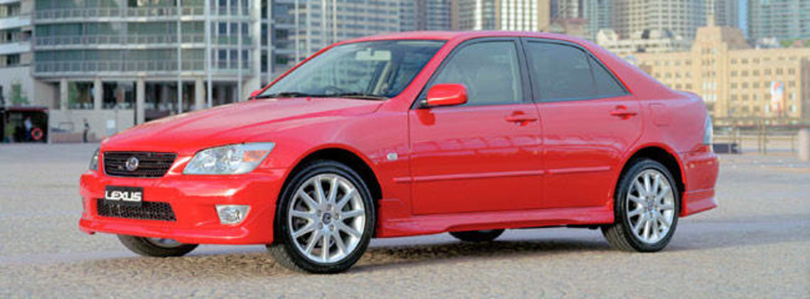 2002 lexus is200 specs