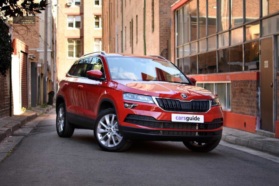 Skoda Karoq auto 2018 review | CarsGuide