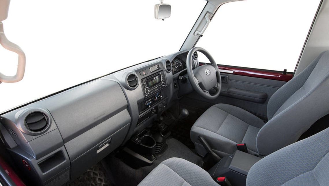 Toyota Land Cruiser 70 Series Dual Cab 2016 Review Snapshot 2016 Toyota Landcruiser 70 Series